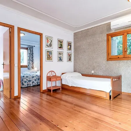 Villa Miguel Bed & Breakfast *